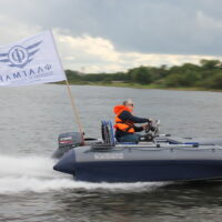 Надусной катамаран ФЛАГМАН 420 К
